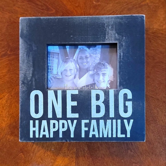 Hobby Lobby Other - FAMILY WOOD FRAME BRAND NEW